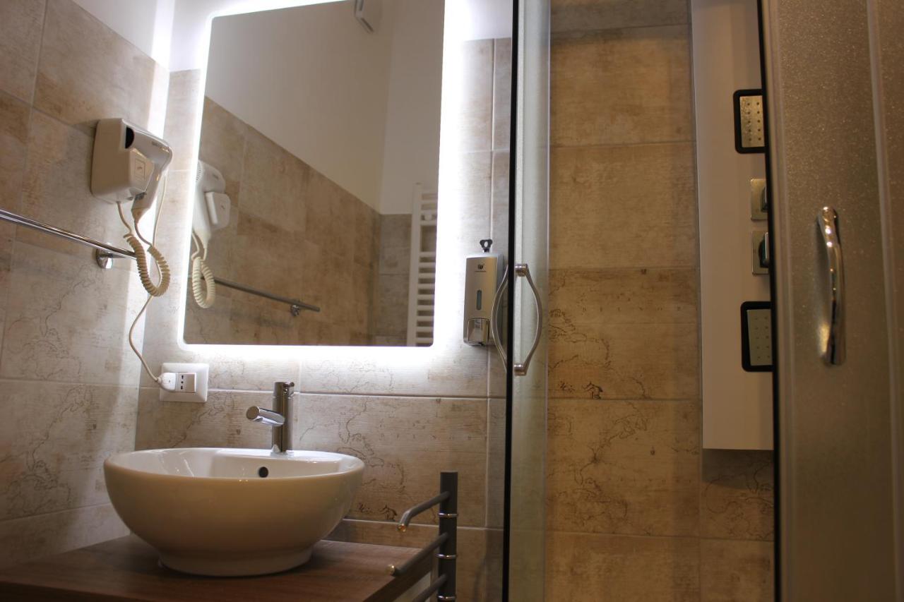 Roman Sunrise Rooms Bagian luar foto