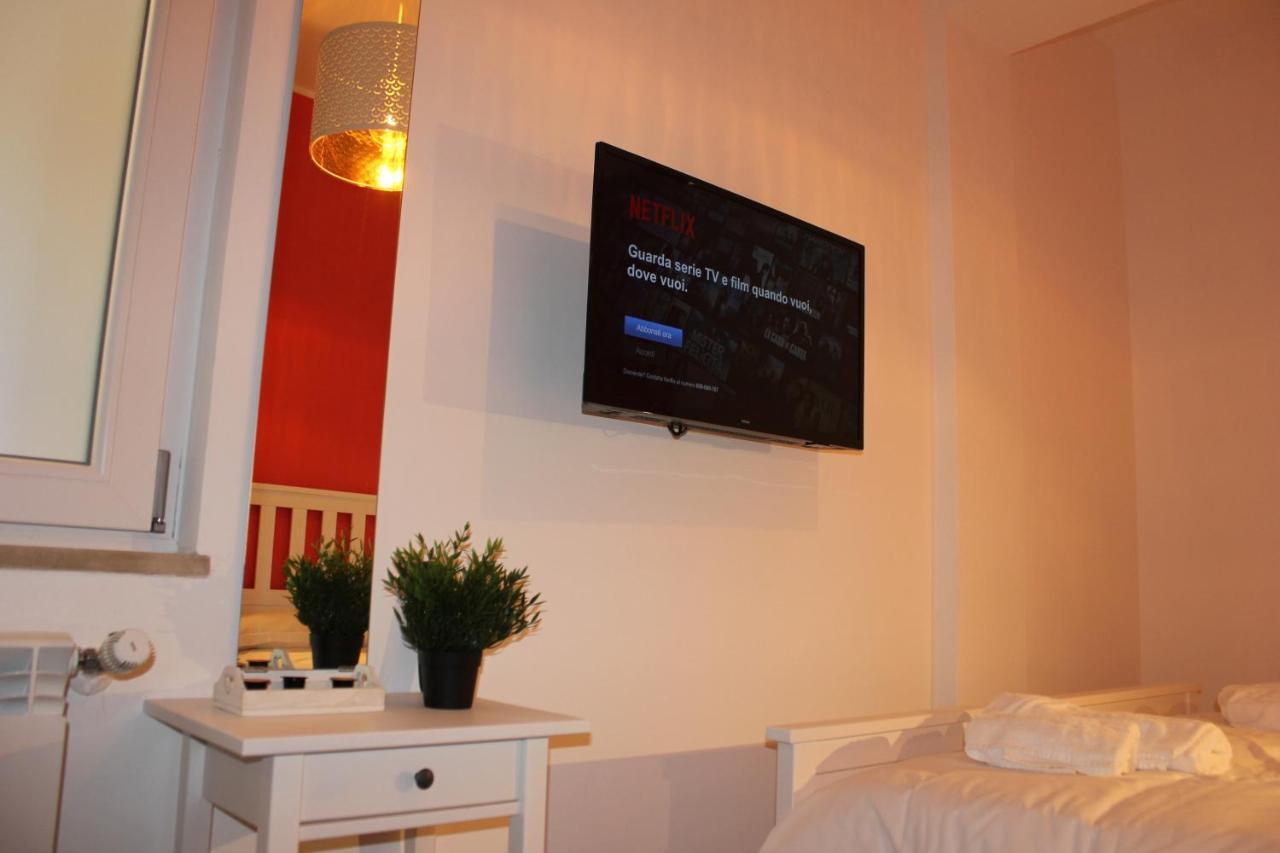 Roman Sunrise Rooms Bagian luar foto