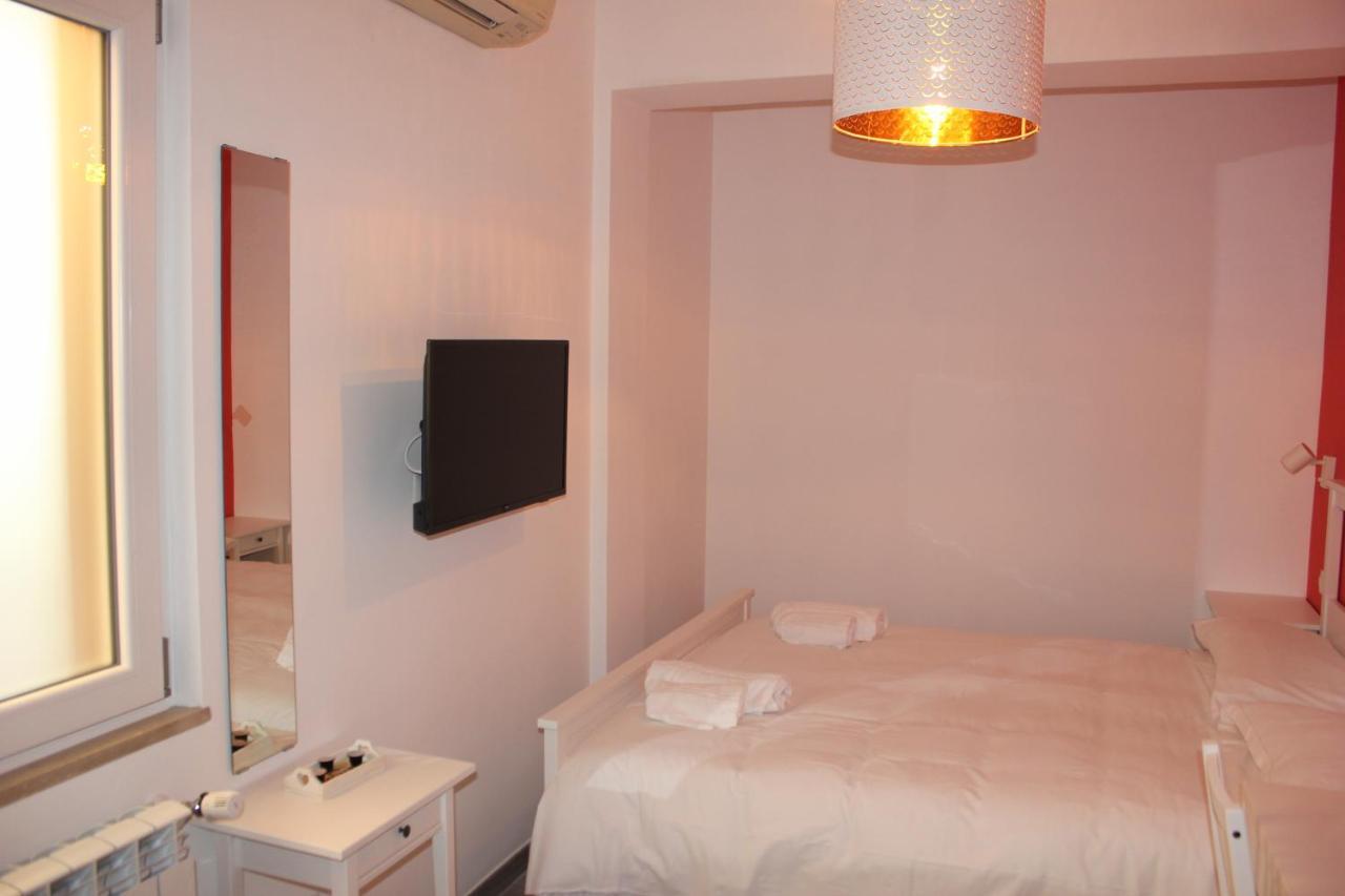 Roman Sunrise Rooms Bagian luar foto