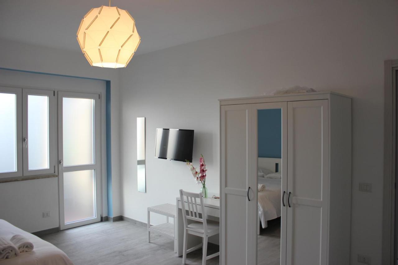 Roman Sunrise Rooms Bagian luar foto